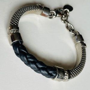 Jessica Elliot Black leather and silver alloy bracket